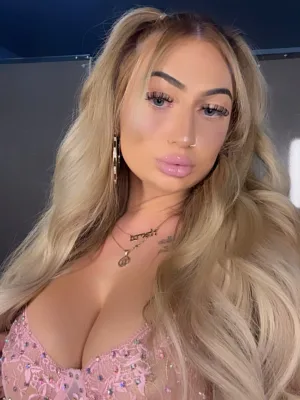 Your New Fav Goddess SLUTS Cum Play With Me