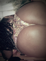 NAUGHTY MOMMY WITH A DIRTY MIND ALL TABOO AND KINKS WELCOME