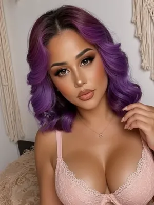 Sexy and curvy, wild at heat