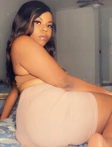 Pretty Thick Jilliana