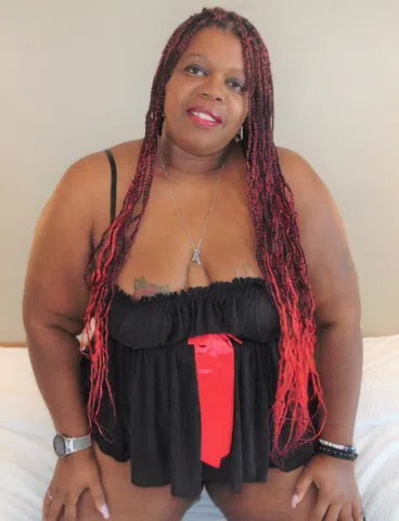 You like it kinky and rough just like me