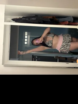 Bouncy natural titties <3