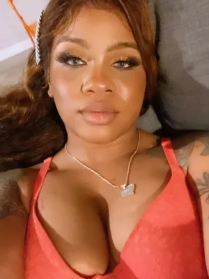 Sweet voice. Strict expectations.