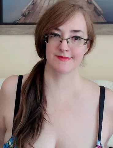 Emmy_Rose
