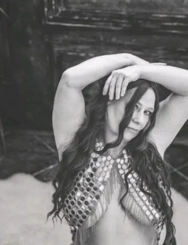 Little Suzie has some taboo secrets