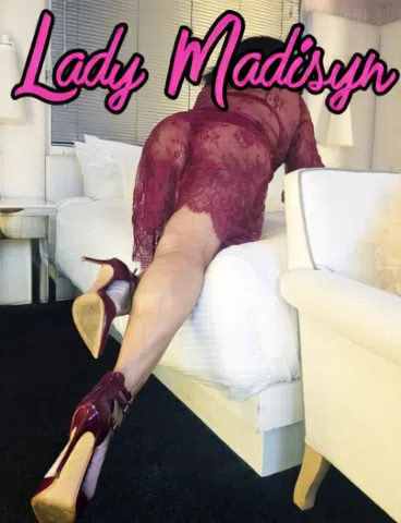 Seductive Lady Madisyn