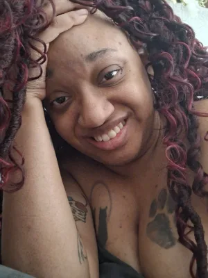 Curious Sex Kitten Looking For Kinky Playmate
