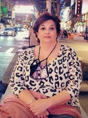 Psychic Janzy Tarot Card Reader