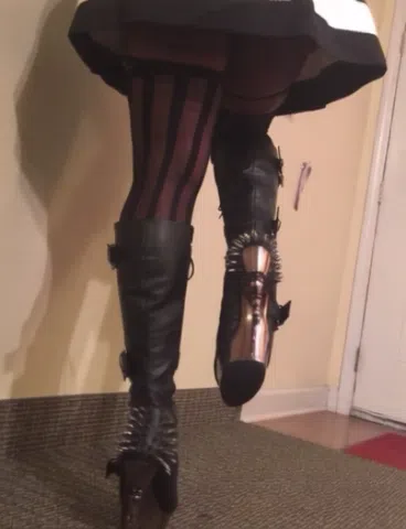 Flirty Dominant Kinkster