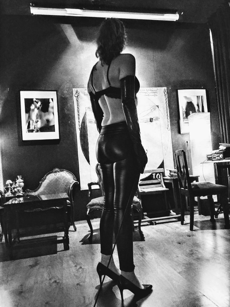 Understanding the Difference Between a Sadist and a Dominatrix