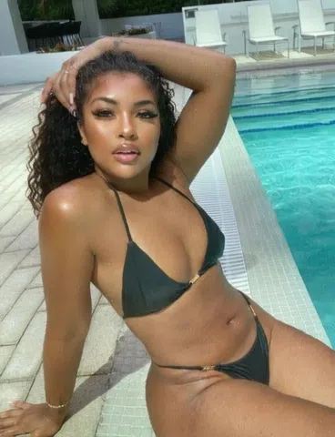 Sexyashleyboo1