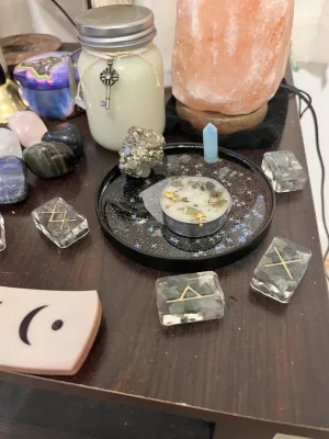 Psychic moon