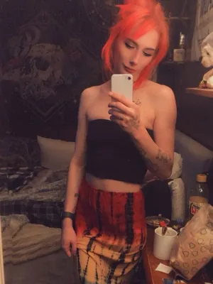 Favorite Petite Babe. Come and find out