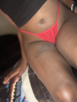 Ebony PantyQween