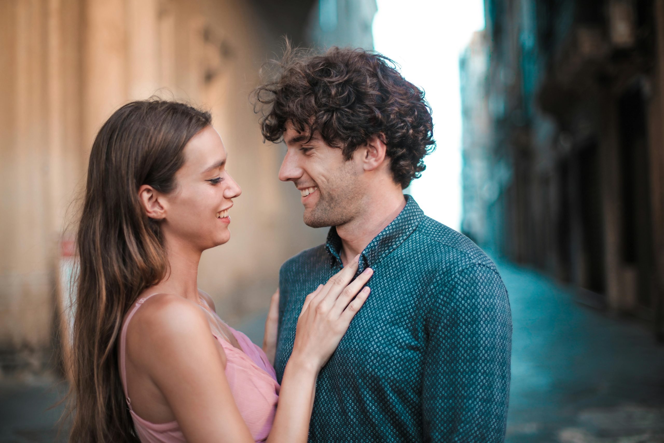 Flirting Like a Pro: Subtle Ways to Show Interest