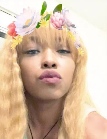 GoddessRae loves to play