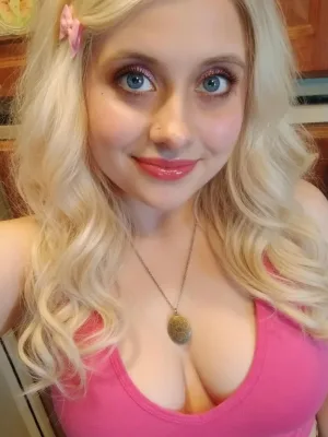 Daddys dumb bubbly bimbo is soaked and ready to be used