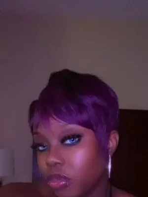 Sweet Candy ? | Lace, Curves & Real Connection cover image