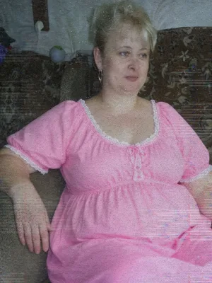 Peep Show Punishment: Grannie Knows You&rsquo;re Watching