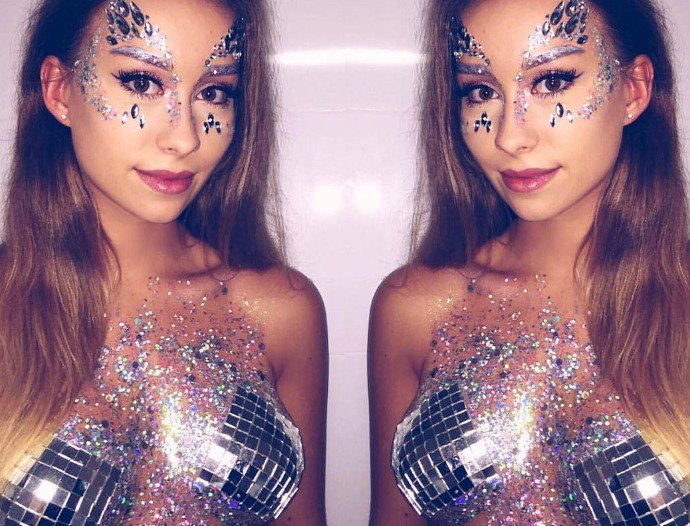 Disco tits