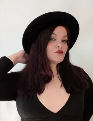 Your Twisted GFE and Curvy Goddess