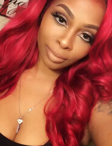 Thick chocolate ebony bi curious Young and Sexy