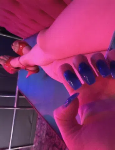 Fun 25 yrs Sexy and Smart