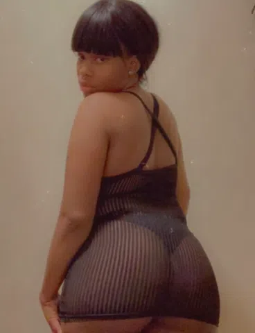 slutty mya