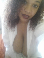 Busty Findomme