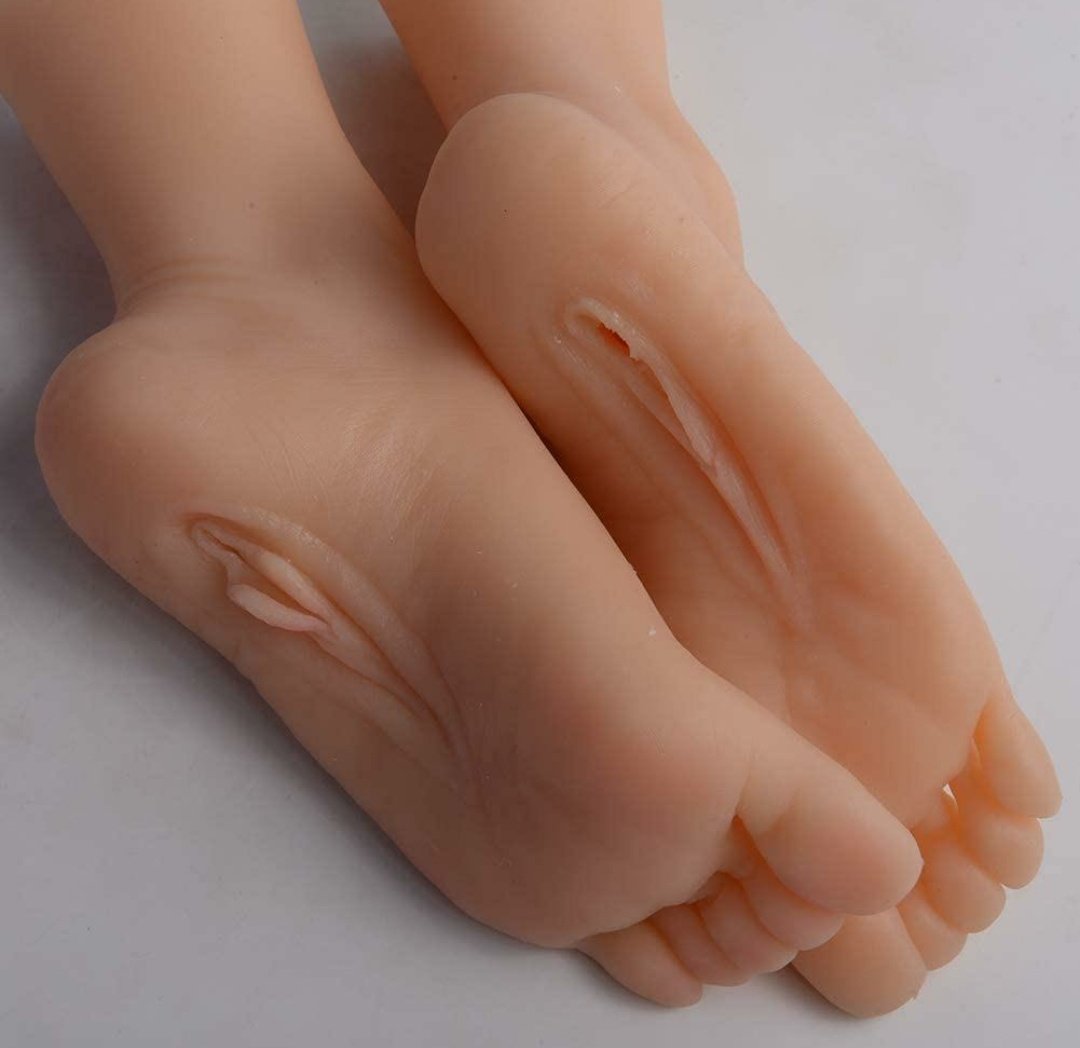 Strange Sex Saturday &ndash; All About Feet