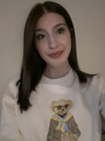 Spiritualist Danielle energy healer