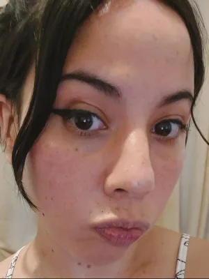 Hot and fun kinky girl