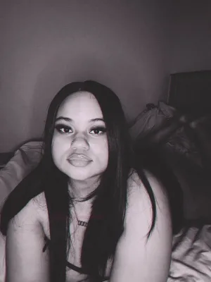 Flirty, Cute And Sexy Redbone Ebony BBW