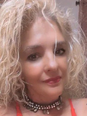 LucyLipstick