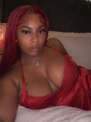 Peachy FINDOM Playhouse!