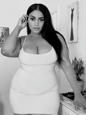 Seduce me, Papi... Talk me onto my knees.