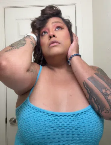 Sexy TS looking for a daddy to use me