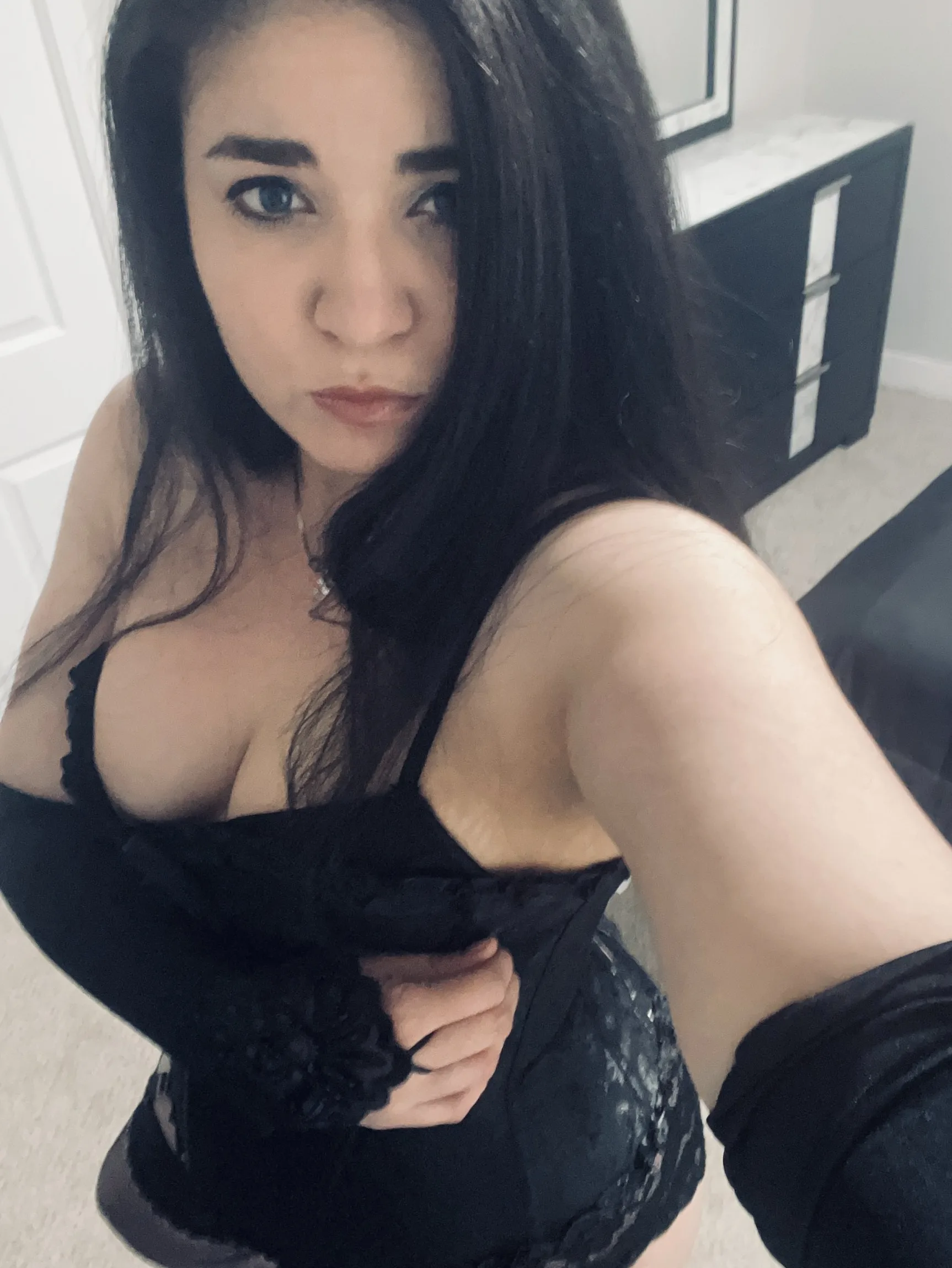 Your Mistress is waiting