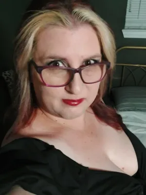 Well hello there sexy