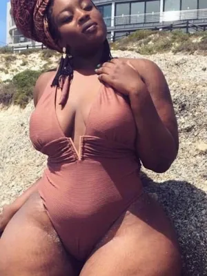 QUEEN OF ASS STRETCHING BATHROOM TRAINING AND ANYTHING AT ALL TABOO