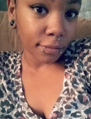 Young Ebony Harlot Looking 4 a Wild Time
