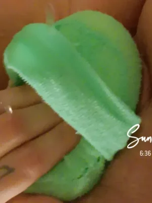 Mommy's squirty wet juicy pussy