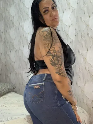 LatinaNaughty girl