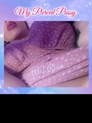 My pierced pussy 