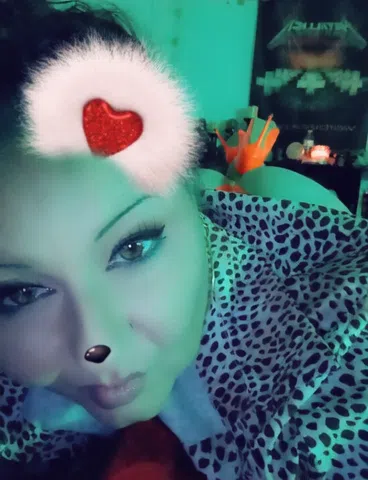 Naughty Nikki Lynn