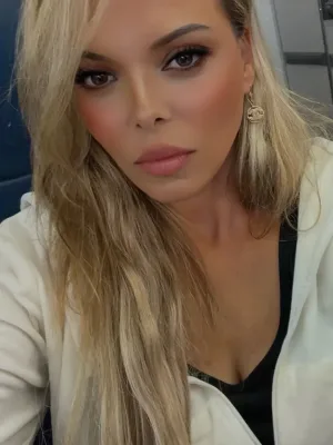 Past present future advisor tarot card specialist