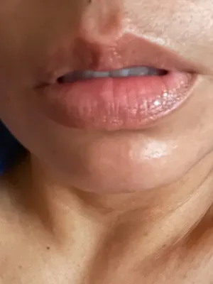 Full Lips Goddess Body