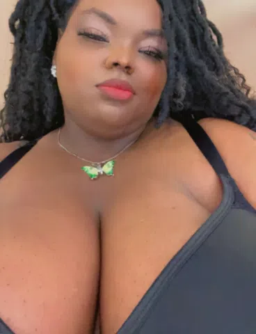 sexy BBW goddess