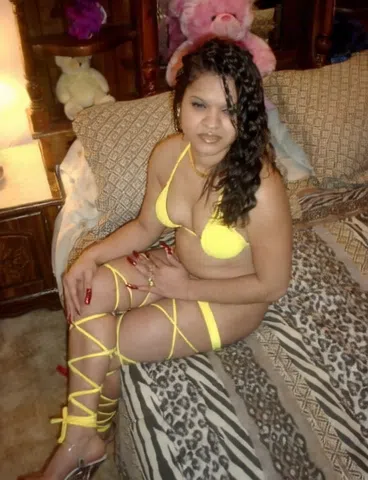 Sassy Cuckolding MILF Stacey