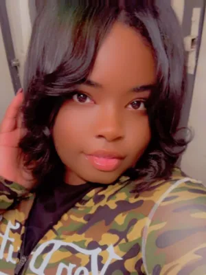 Leelee27956 Profile Image